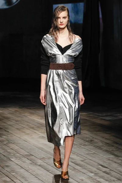 Look 39